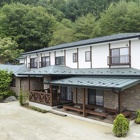 Kawaguchiko Country Cottage Ban Фуджикавагучико Екстериор снимка